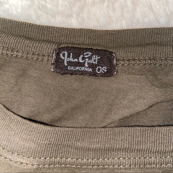 Alien Embroidered Tee - Picture 4 of 4